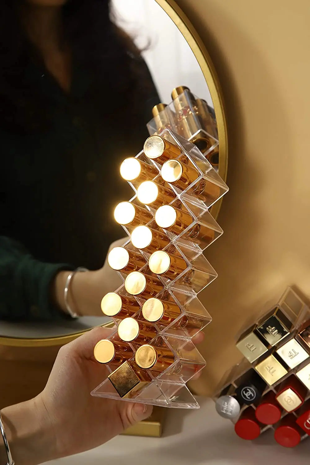 Boîte à bijoux de rouge à lèvres cosmétique à 16 grilles, porte-pinceaux de maquillage, boîte de rangement de rouge à lèvres, organisateur de maquillage en acrylique, mallette de rangement by Sirius Flow